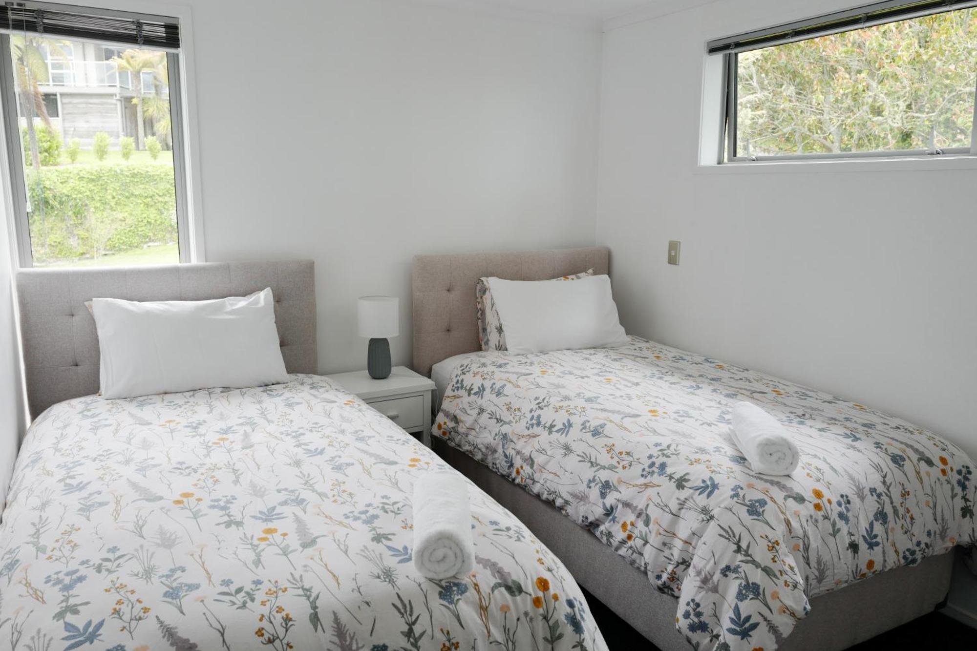 Rotorua Serenity Lakeview Retreat מראה חיצוני תמונה