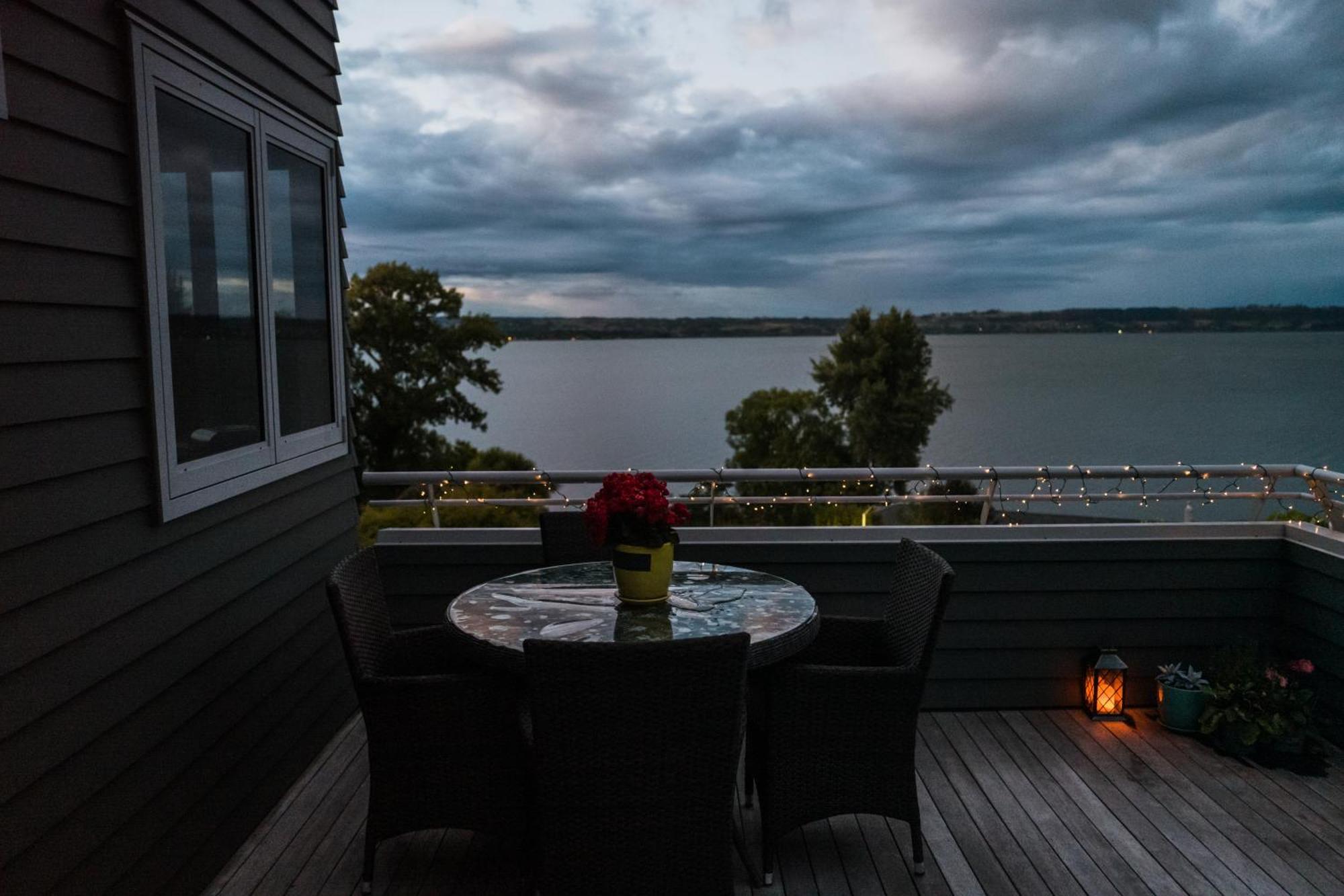 Rotorua Serenity Lakeview Retreat מראה חיצוני תמונה